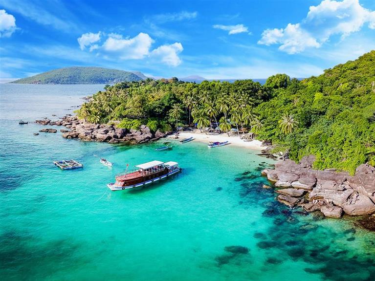 TOUR CON DAO - BAY CANH ISLAND & BAMBOO LAGOON 2D1N