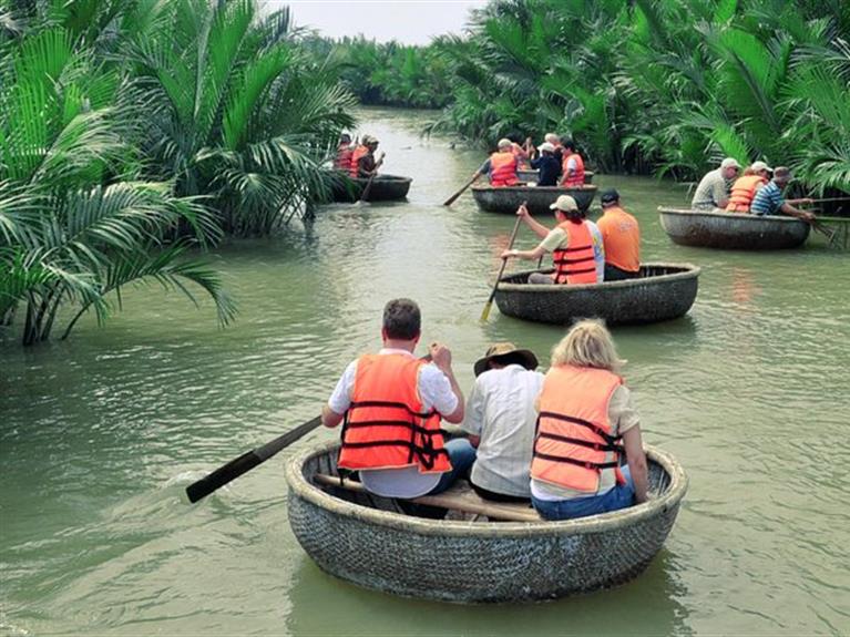 DANANG – COCONUT JUNGLE - HOI AN CITY - BOAT RIDE & RELEASE FLOWER LANTERN