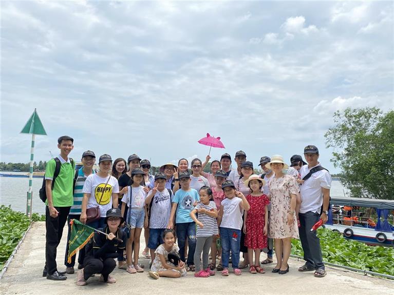 VỀ ĐẤT TÂY ĐÔ, KHÔNG THỂ BỎ QUA "ỐC ĐẢO XANH" CỒN SƠN